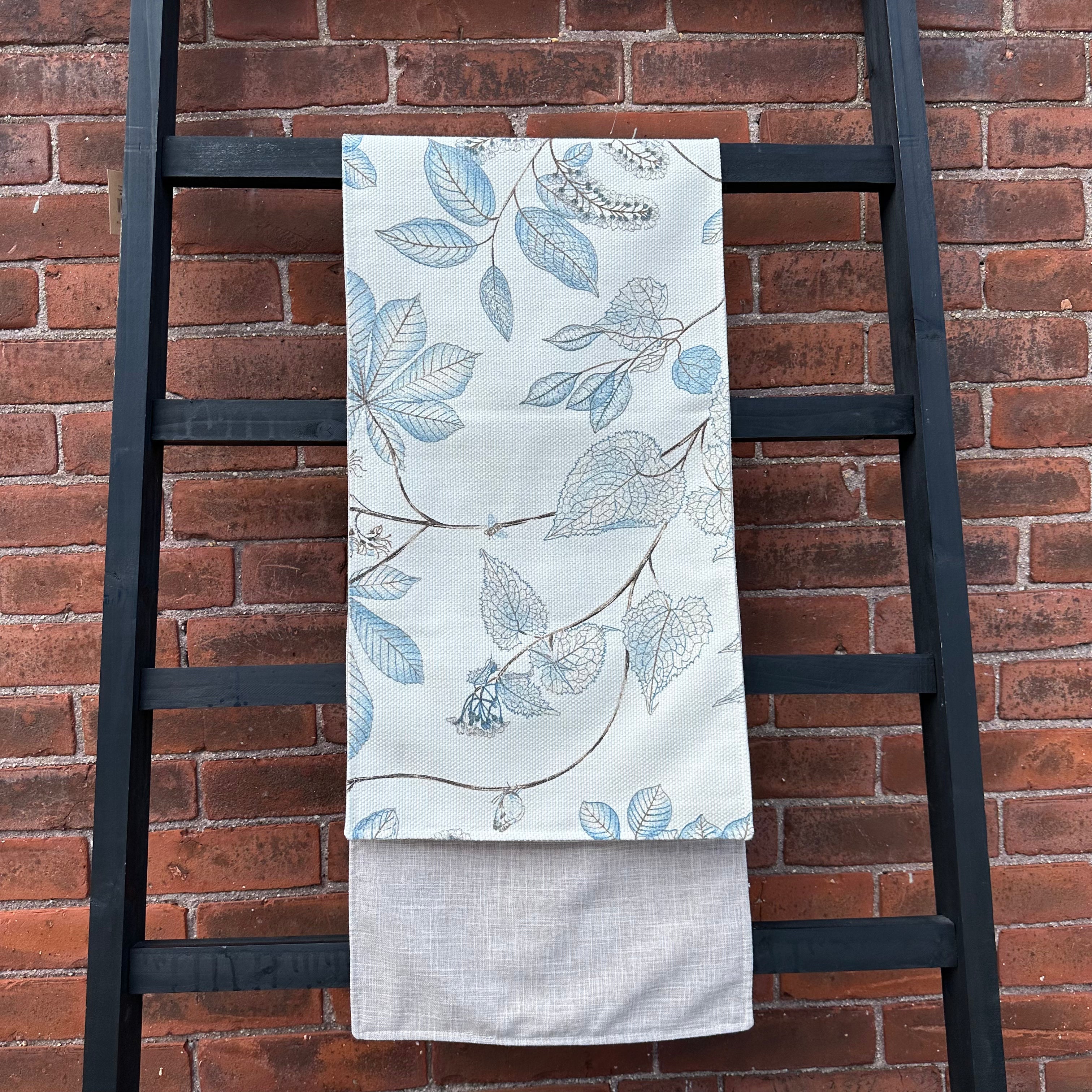 Table Runner - Arboretum Cloud