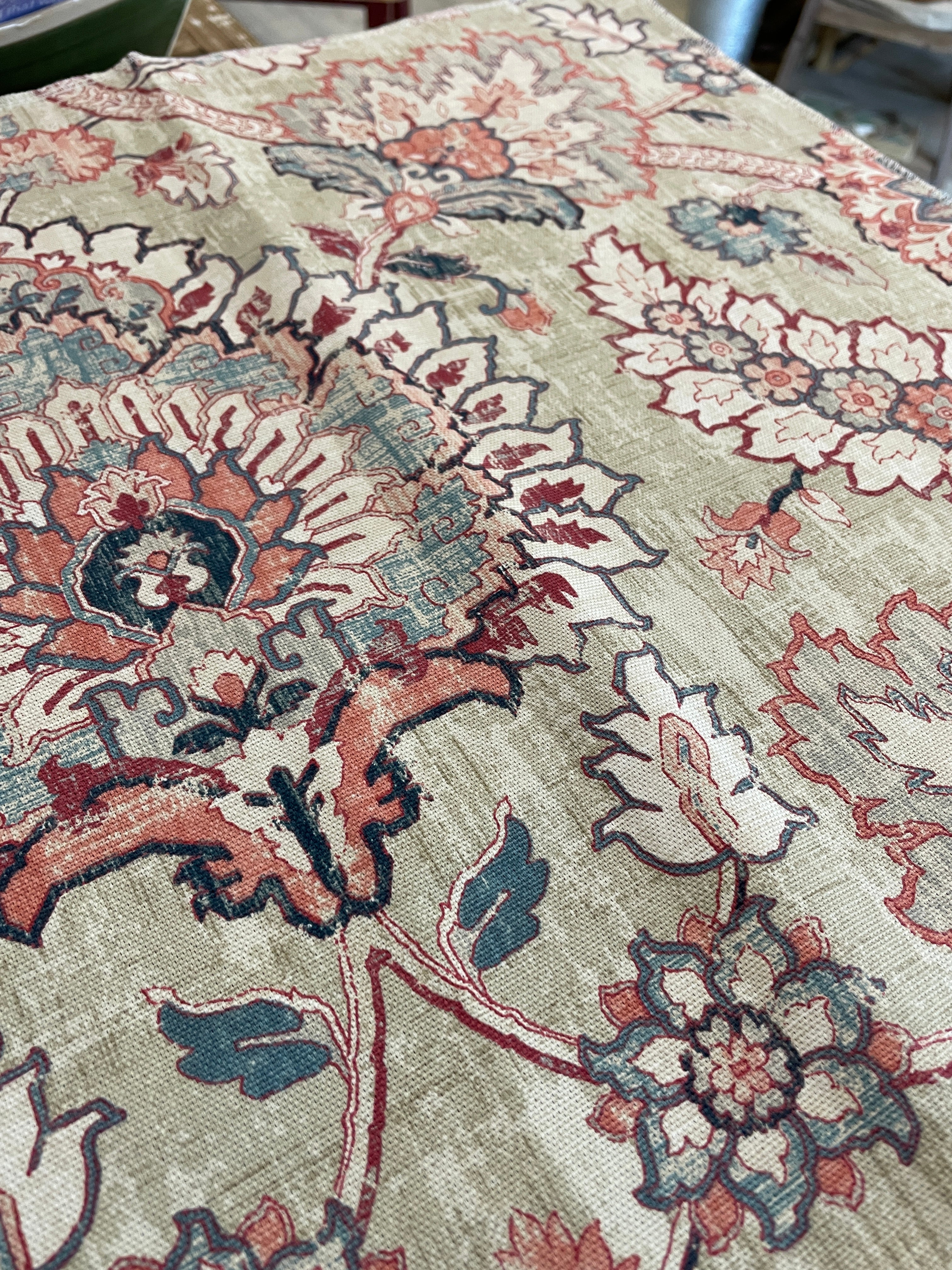 Table Runner - Castleford Parchment