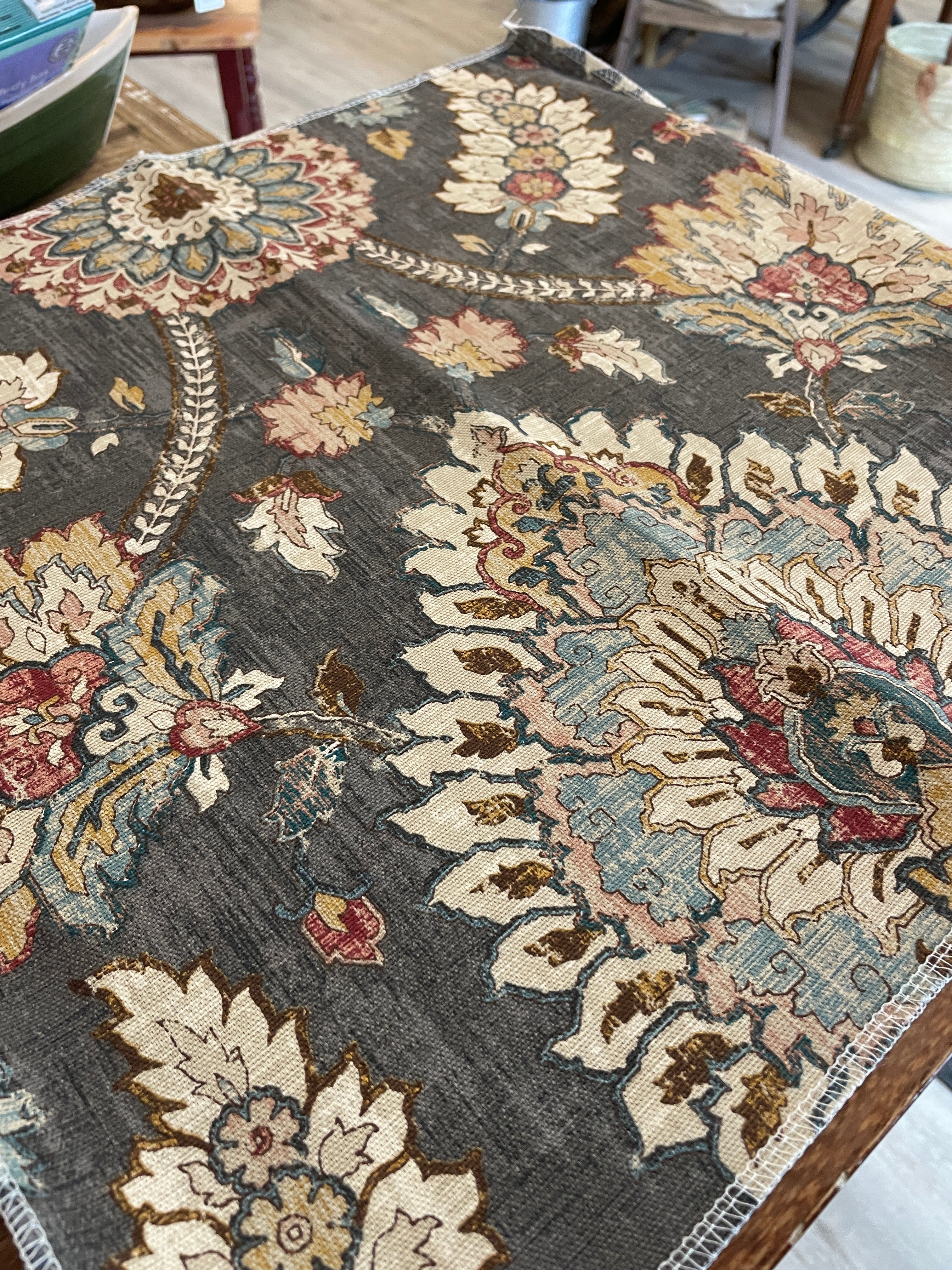 Table Runner - Castleford Smoke
