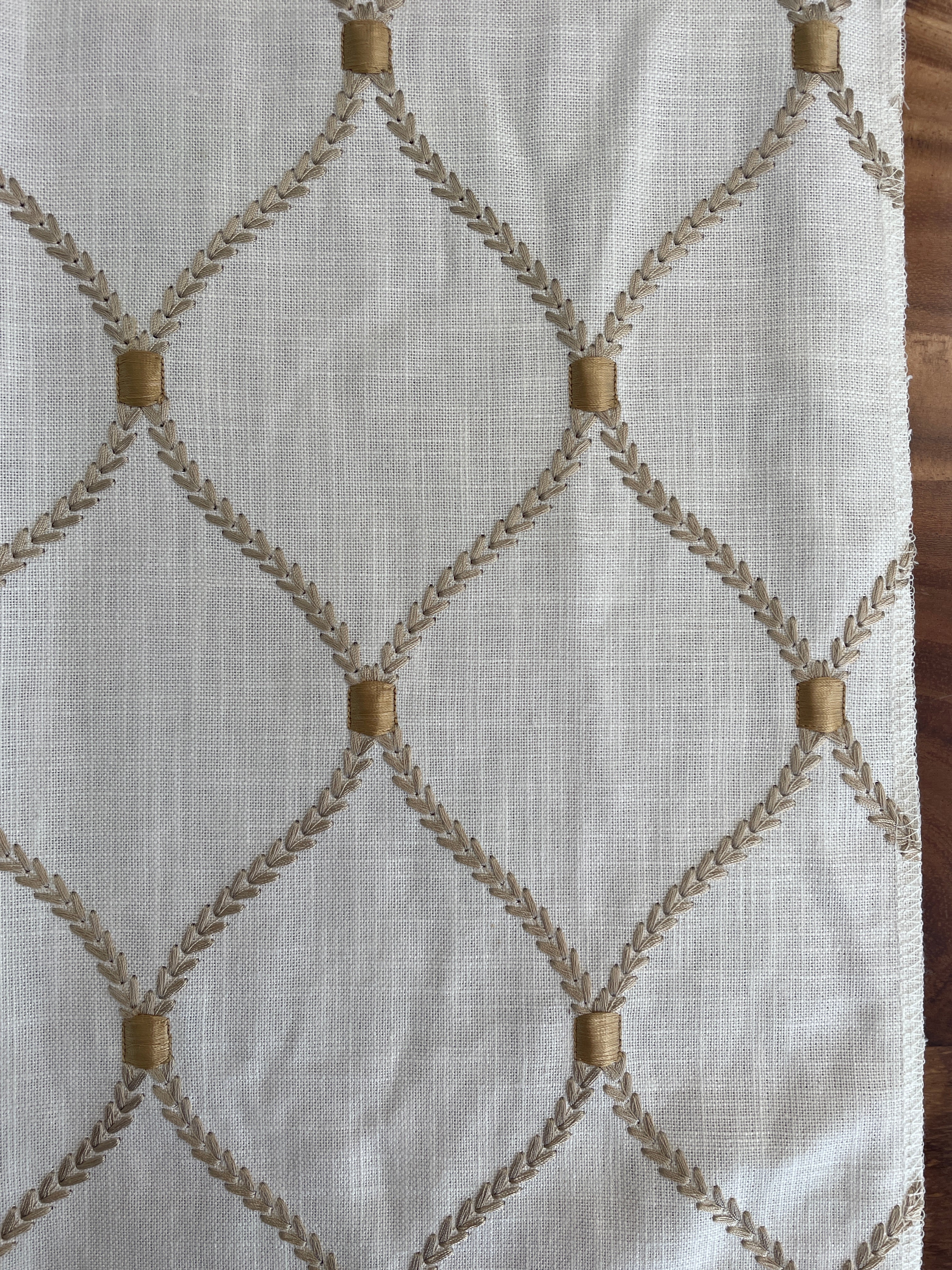 Table Runner - Deane Embroidery Gilded