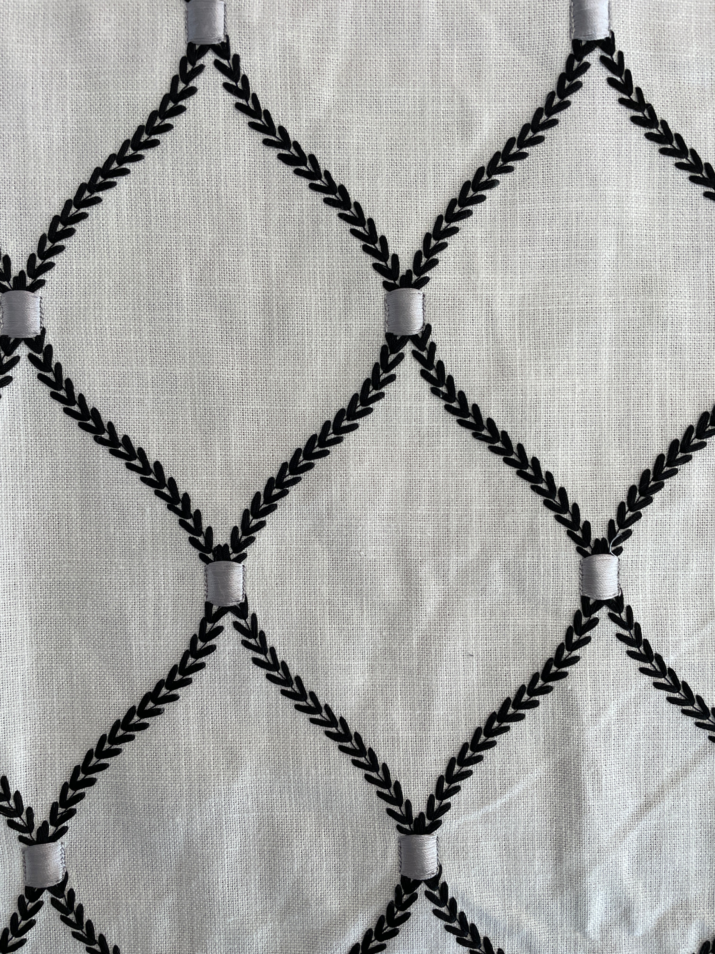 Table Runner - Deane Embroidery Zinc