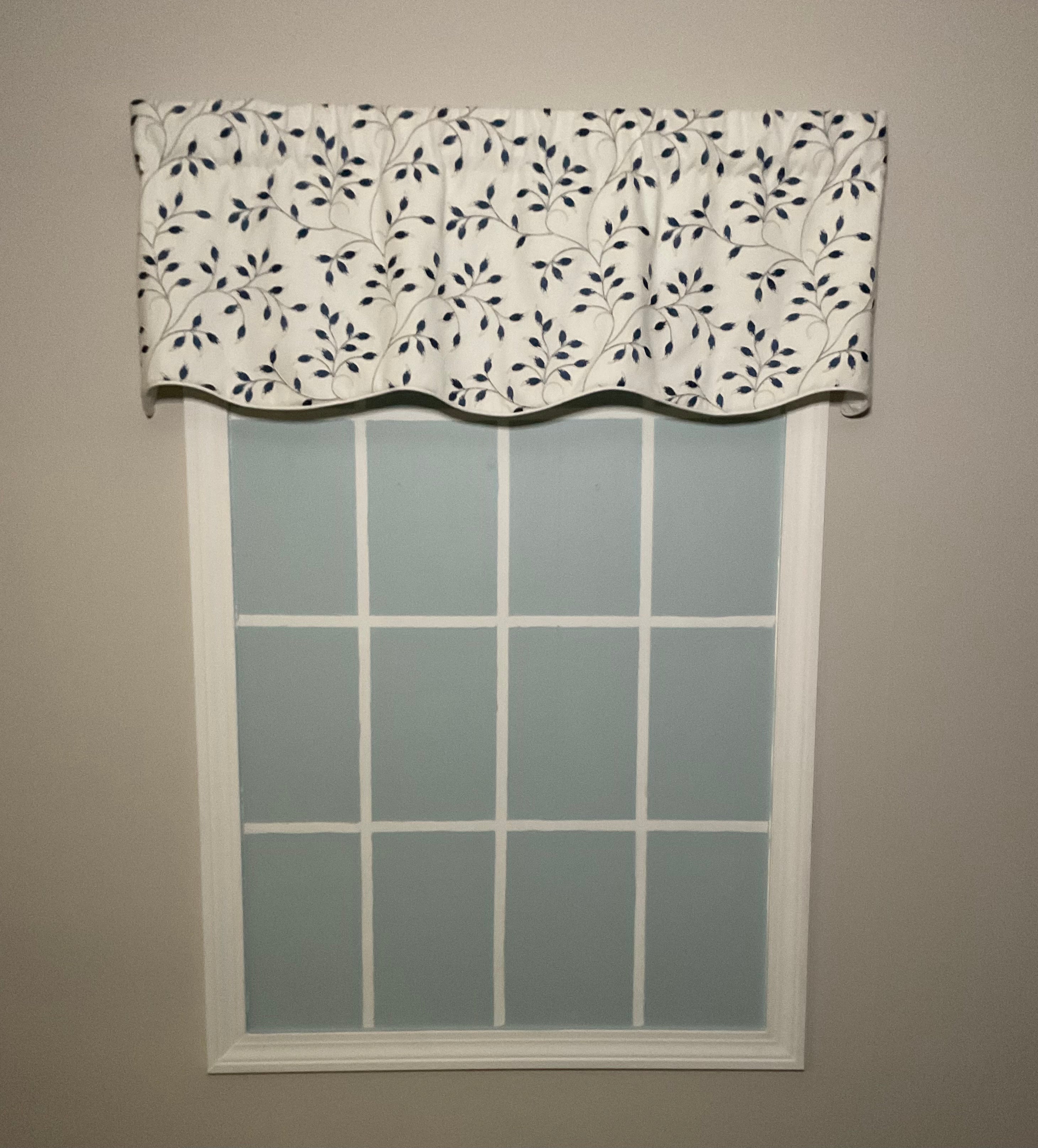 Scalloped Valance - Page Turner Sapphire