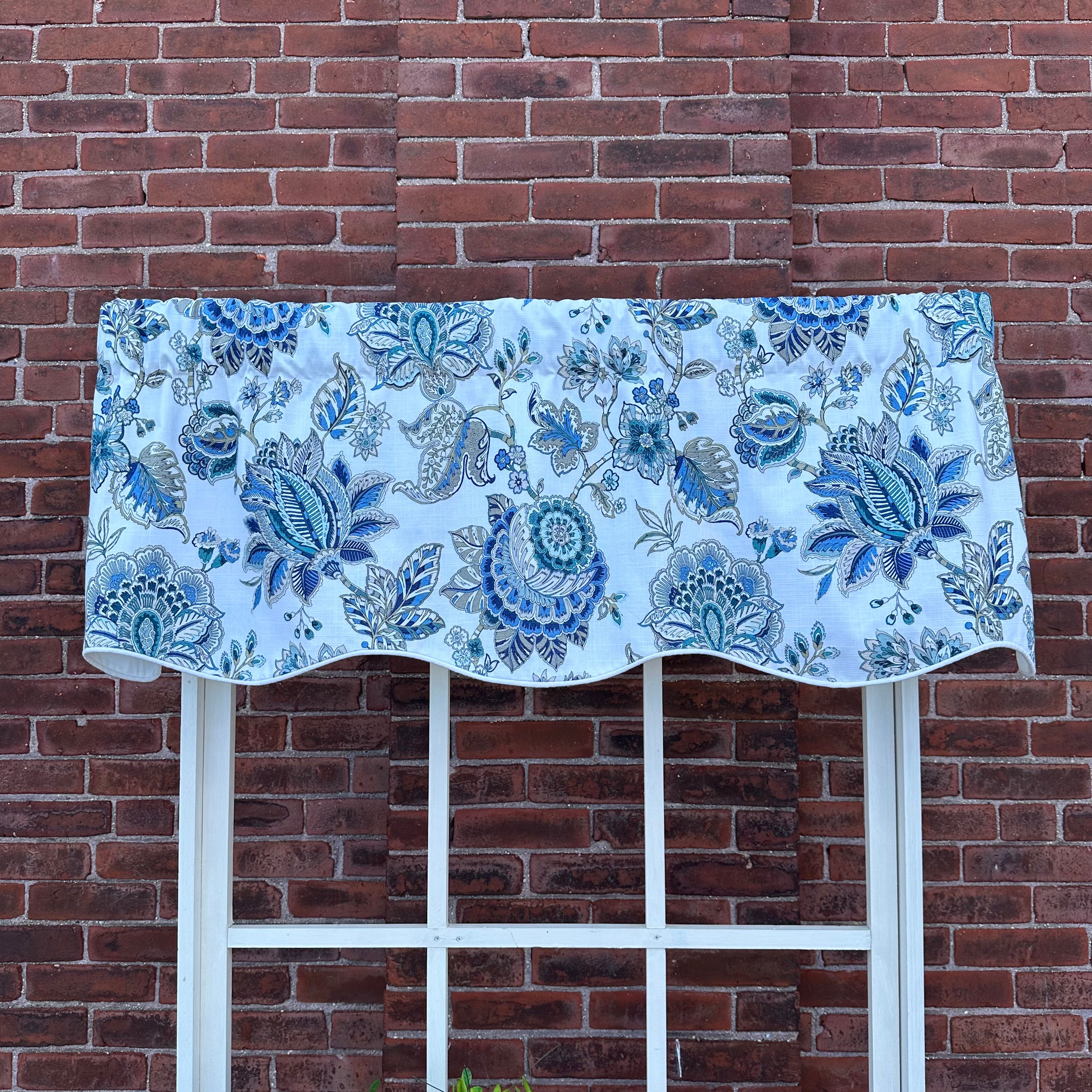 Caiden Marine Scallop Valance