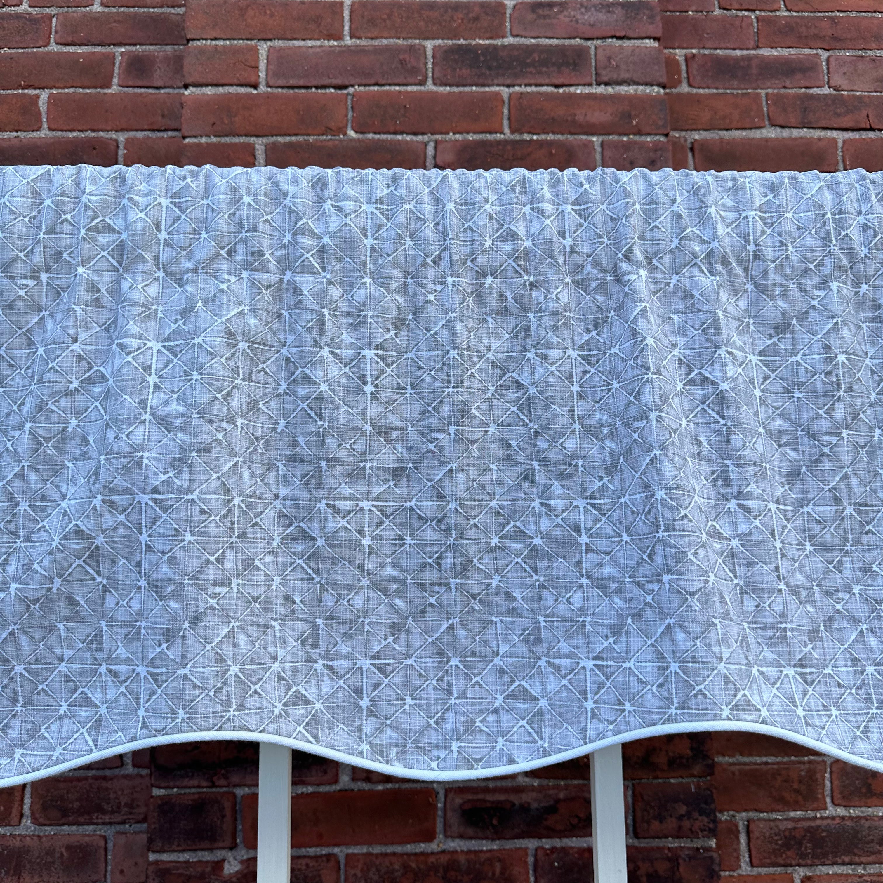 Shibori Triangle Stormy Scallop Valance