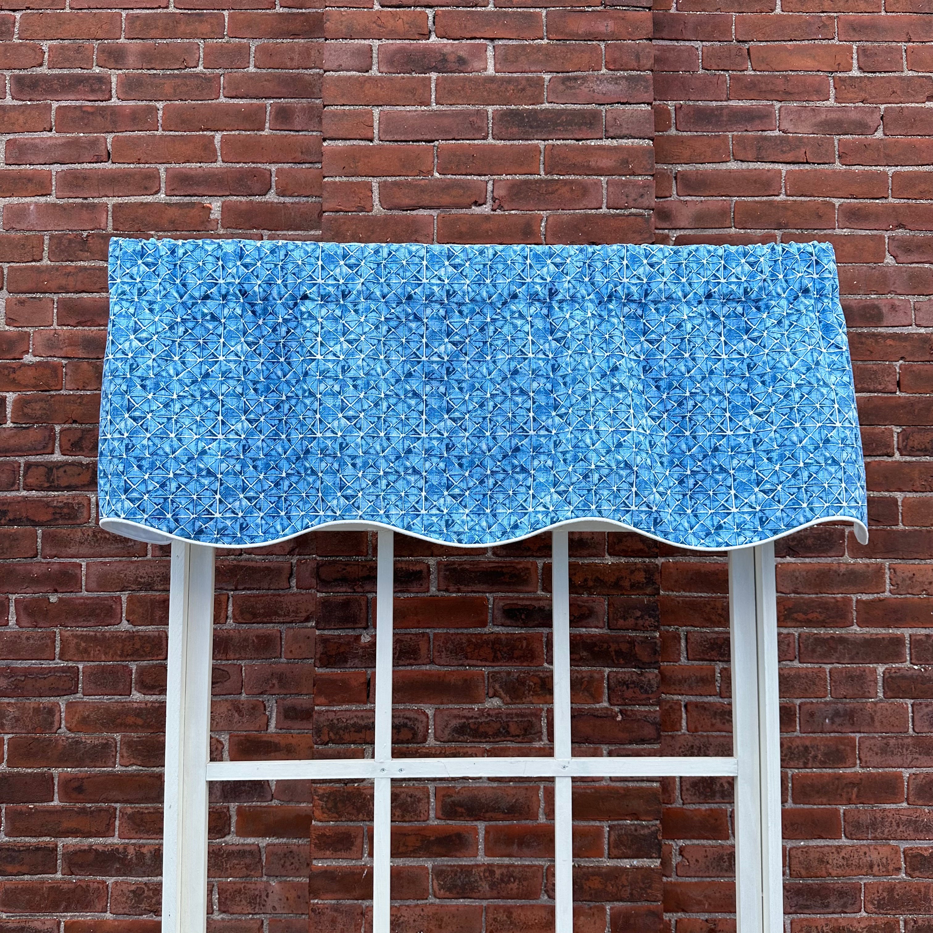 Shibori Triangle Indigo Scallop Valance